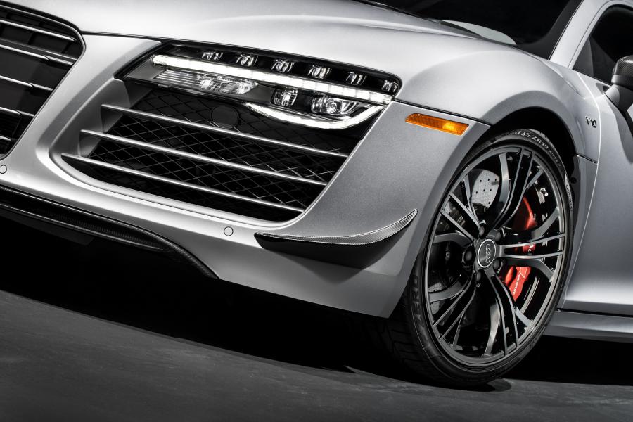 Детали экстерьера Audi R8 Competition 2014 года  (фото 7 из 14)